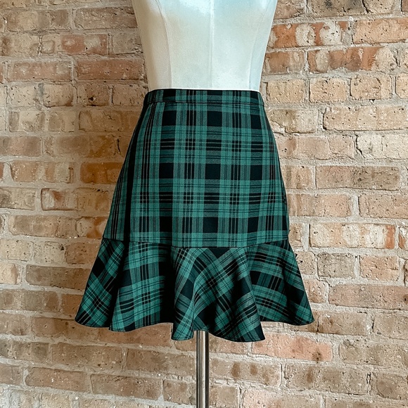 BNWT Draper James Ruffle Hem Skirt in Blackwatch Plaid - Picture 15 of 16